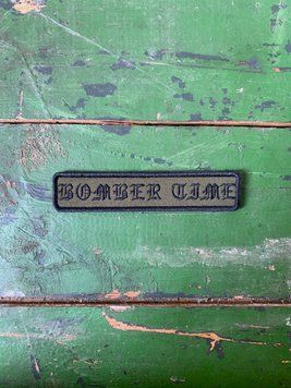 патч "Bomber time"